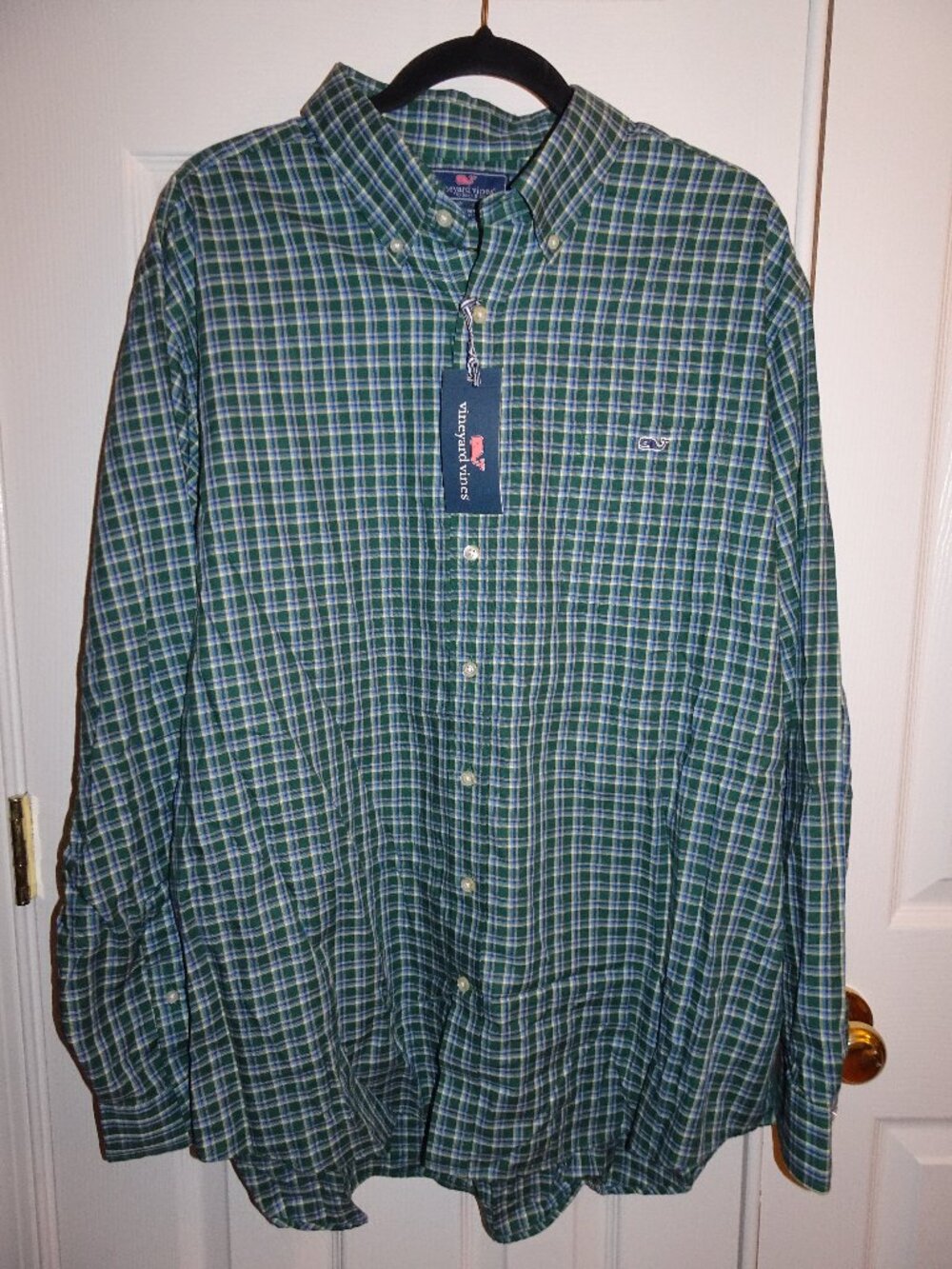 Vineyard Vines Button down Plaid shirt